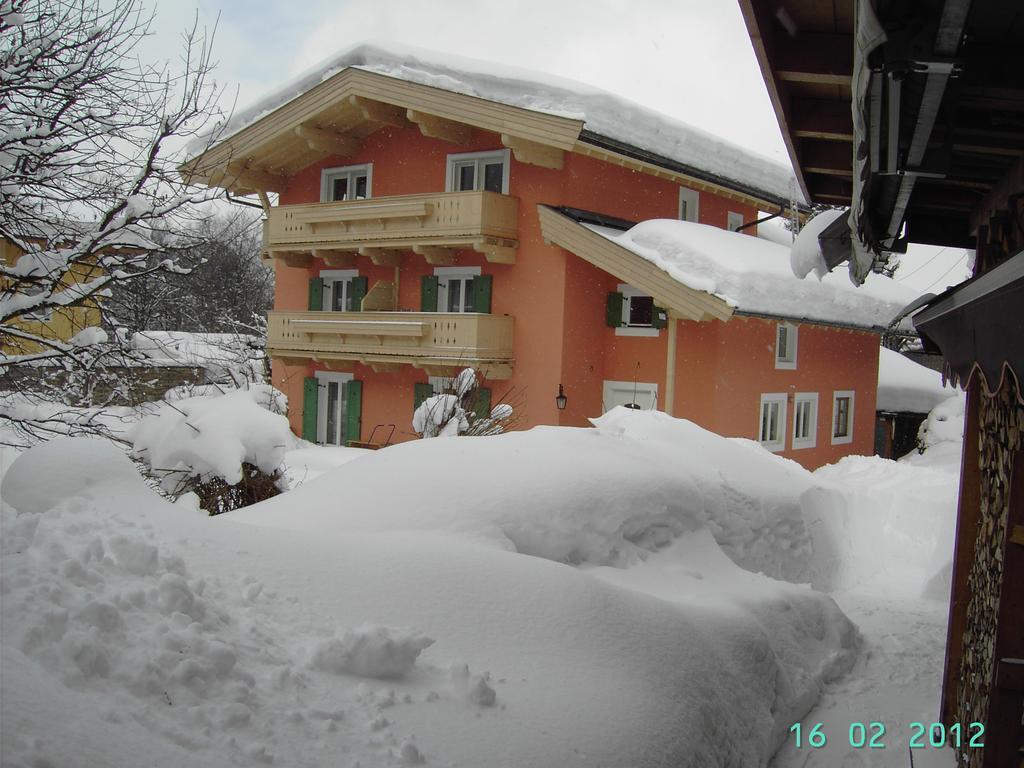 Haus Senoner Acomodação com café da manhã Kitzbühel Exterior foto